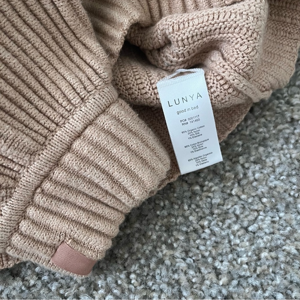 Lunya Reversible Ribbed Oversized Sweater - Picture 8 of 12